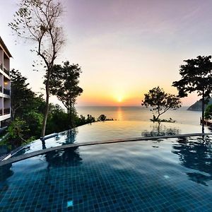 Deluxe FAMILY Sea View
